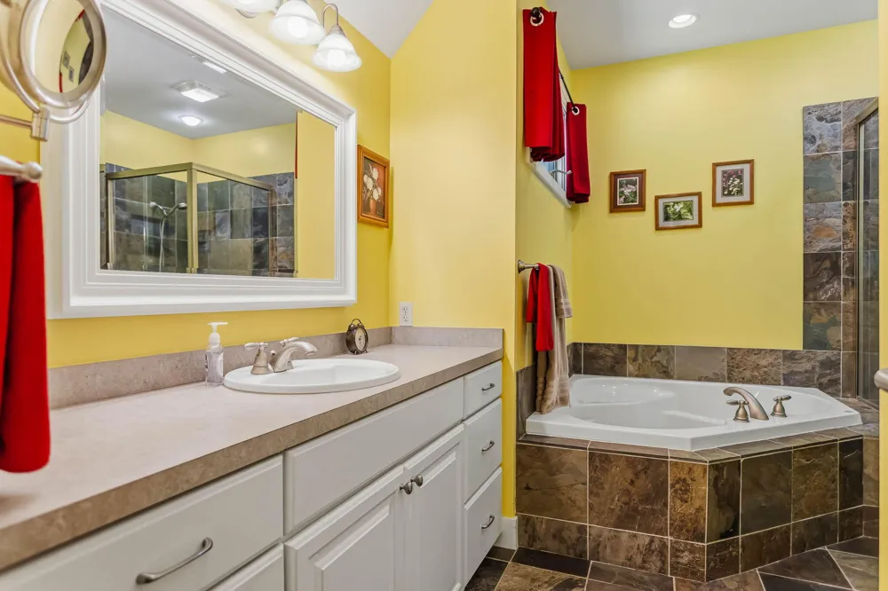 1130 Fallbrook Trail Allegan, MI 49010