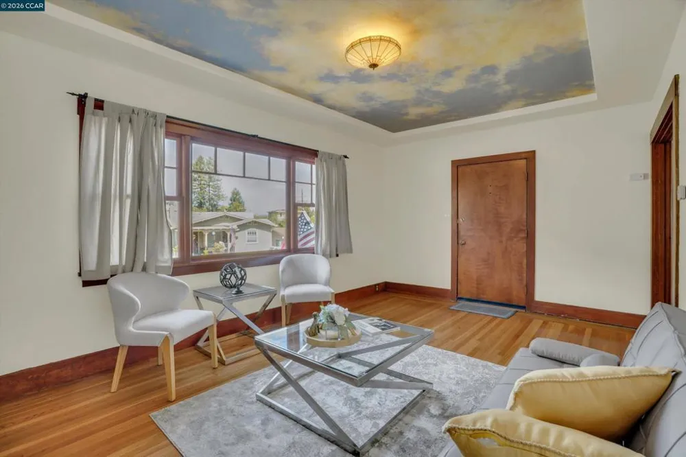 10 Green St Martinez, CA 94553