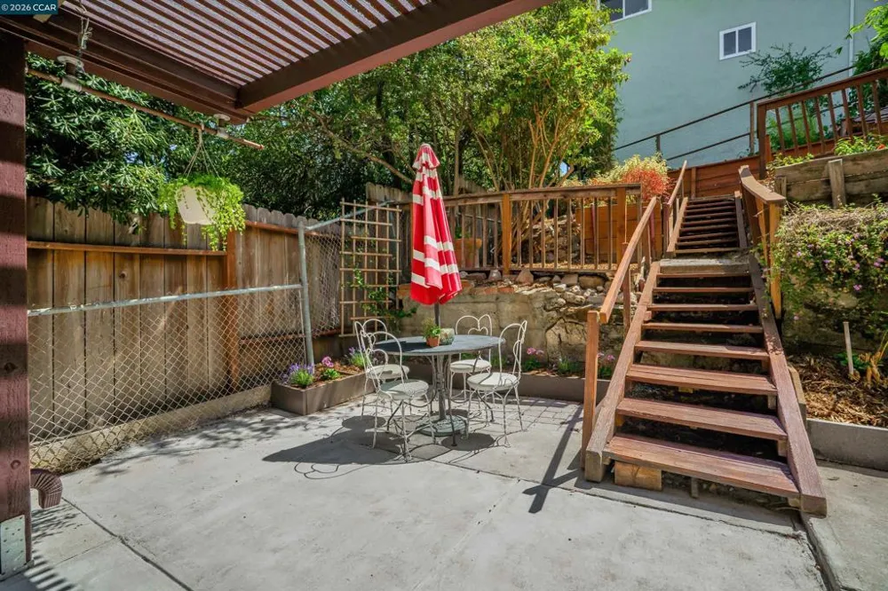 10 Green St Martinez, CA 94553