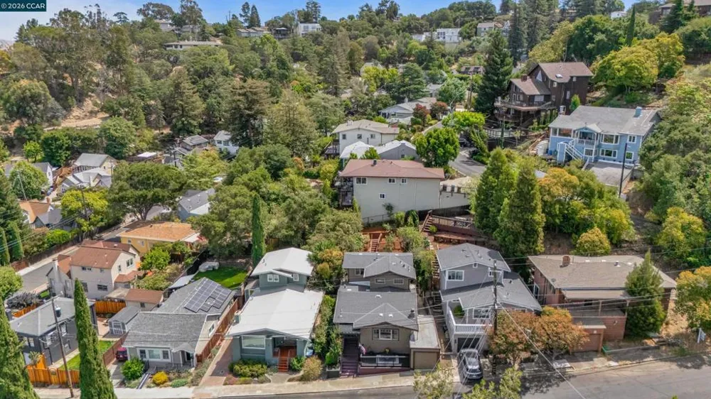 10 Green St Martinez, CA 94553