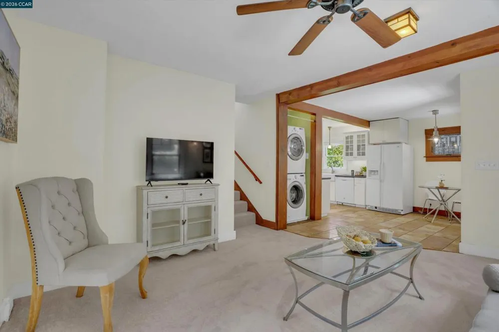 10 Green St Martinez, CA 94553