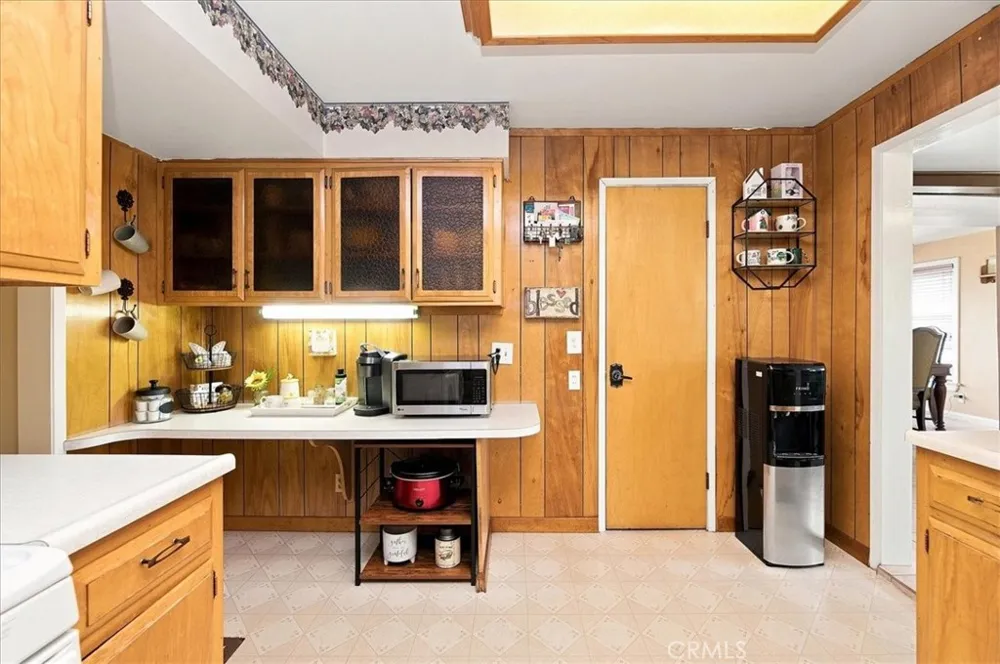 5105 Golden Riverside, CA 92505
