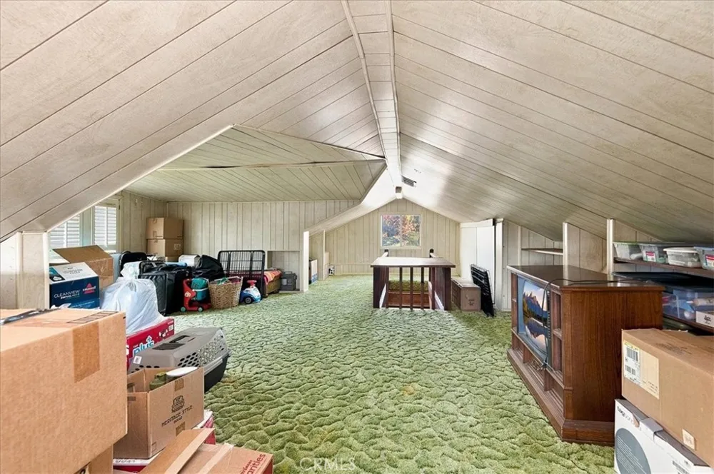 5105 Golden Riverside, CA 92505