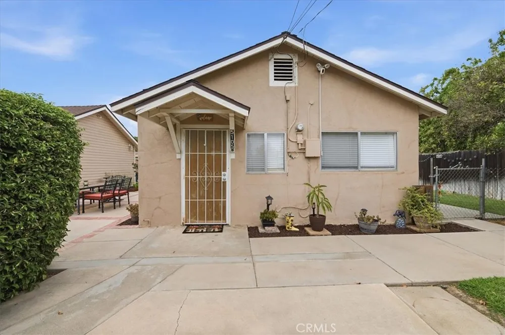 5105 Golden Riverside, CA 92505