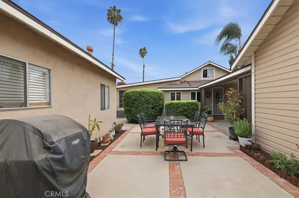 5105 Golden Riverside, CA 92505