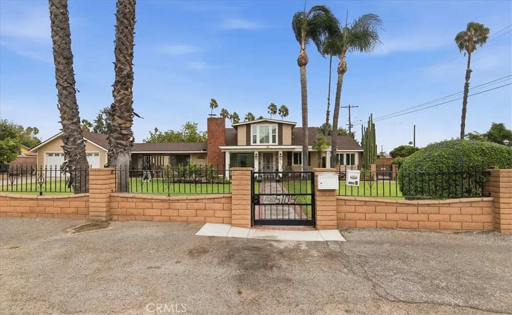 5105 Golden Riverside, CA 92505