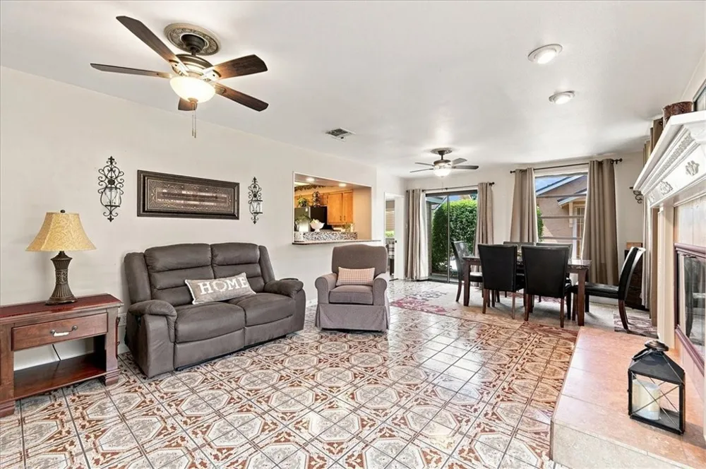 5105 Golden Riverside, CA 92505