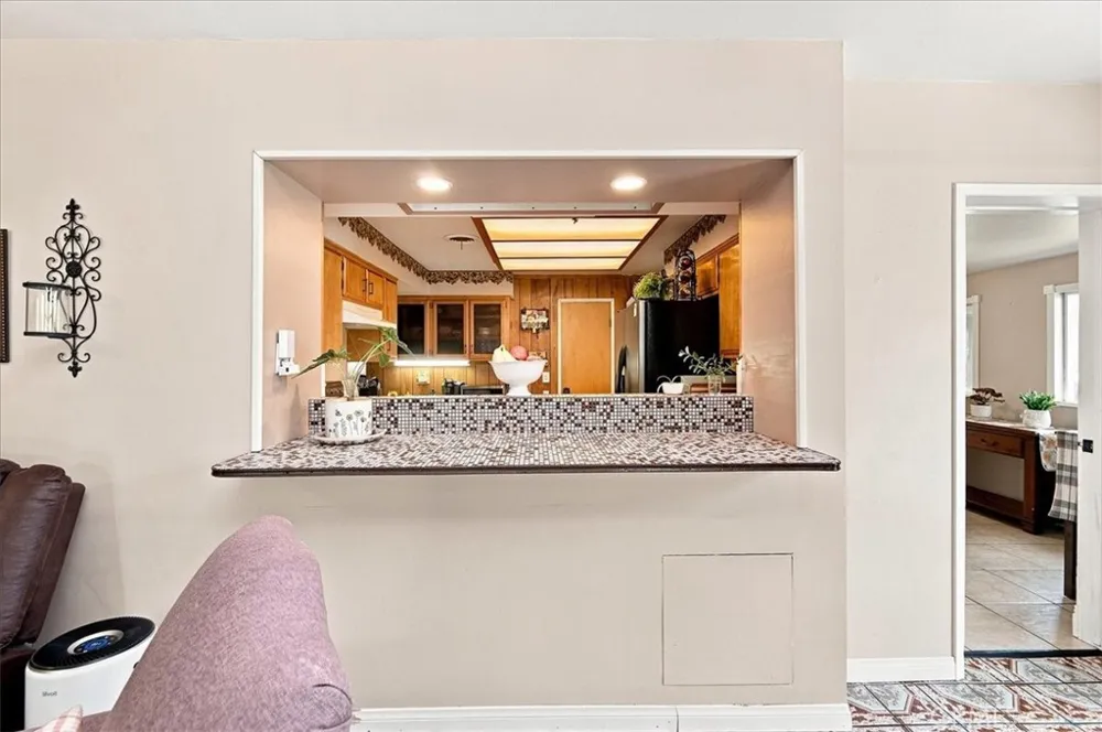 5105 Golden Riverside, CA 92505