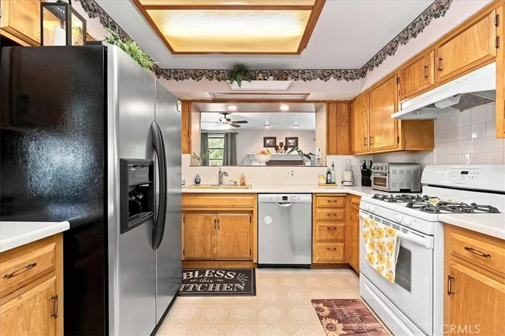 5105 Golden Riverside, CA 92505