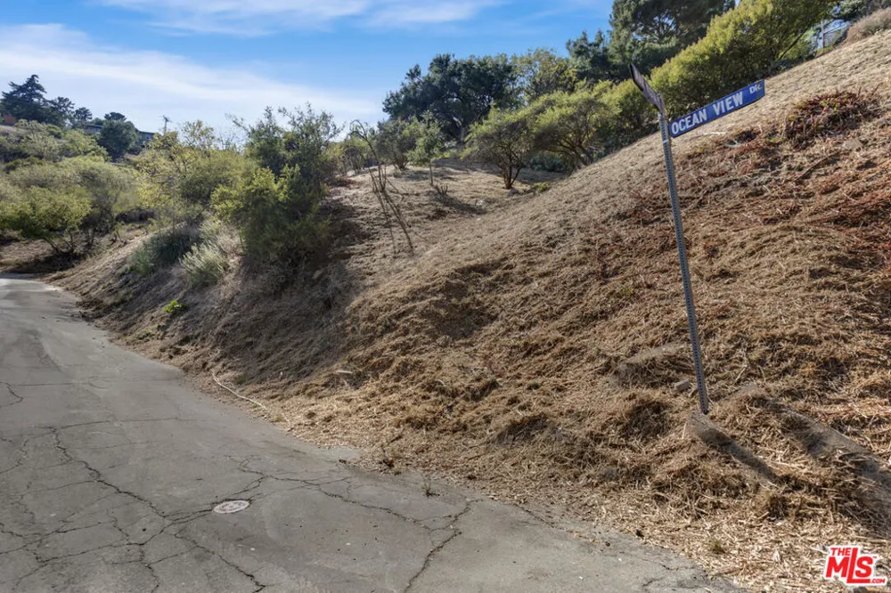 4341 Mar Vista Malibu, CA 90265