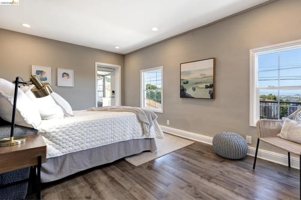 6124 Laird Ave Oakland, CA 94605