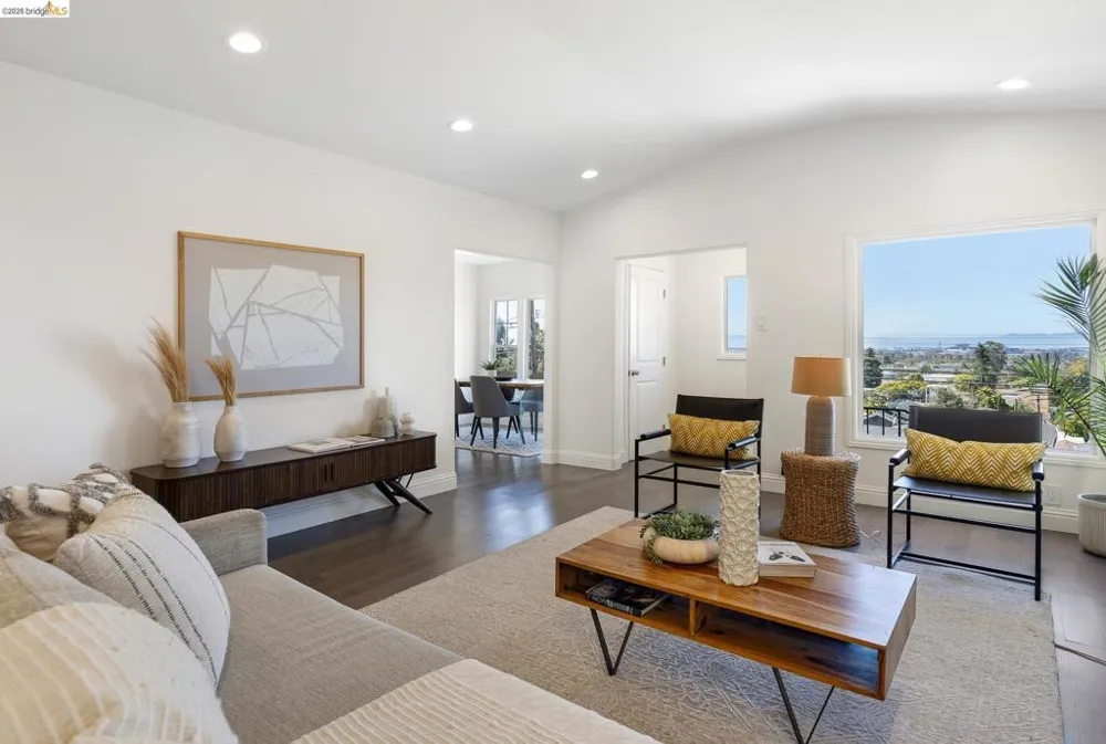 6124 Laird Ave Oakland, CA 94605