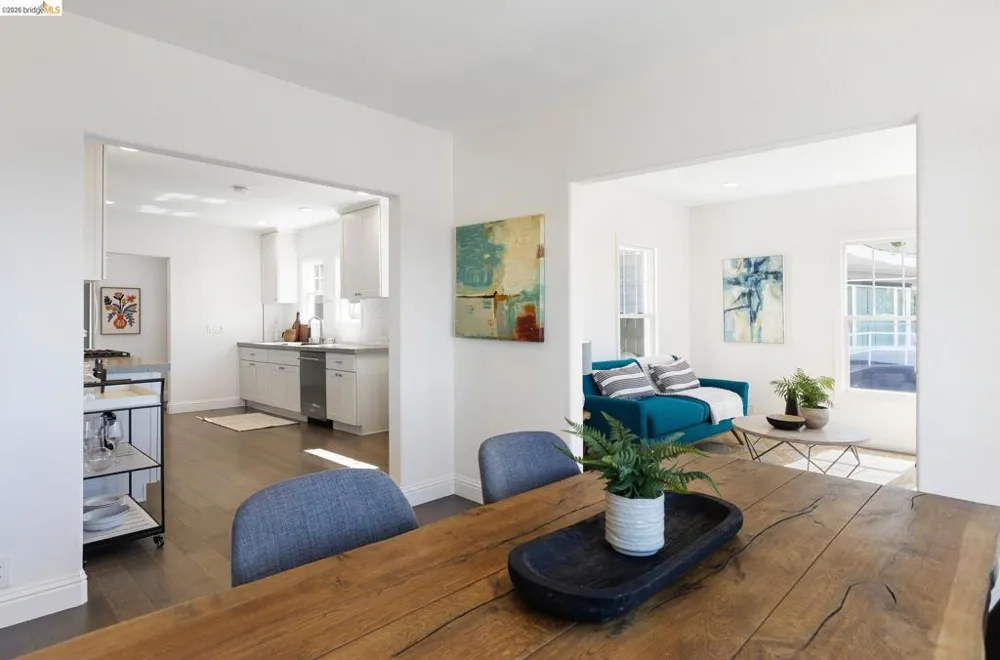 6124 Laird Ave Oakland, CA 94605
