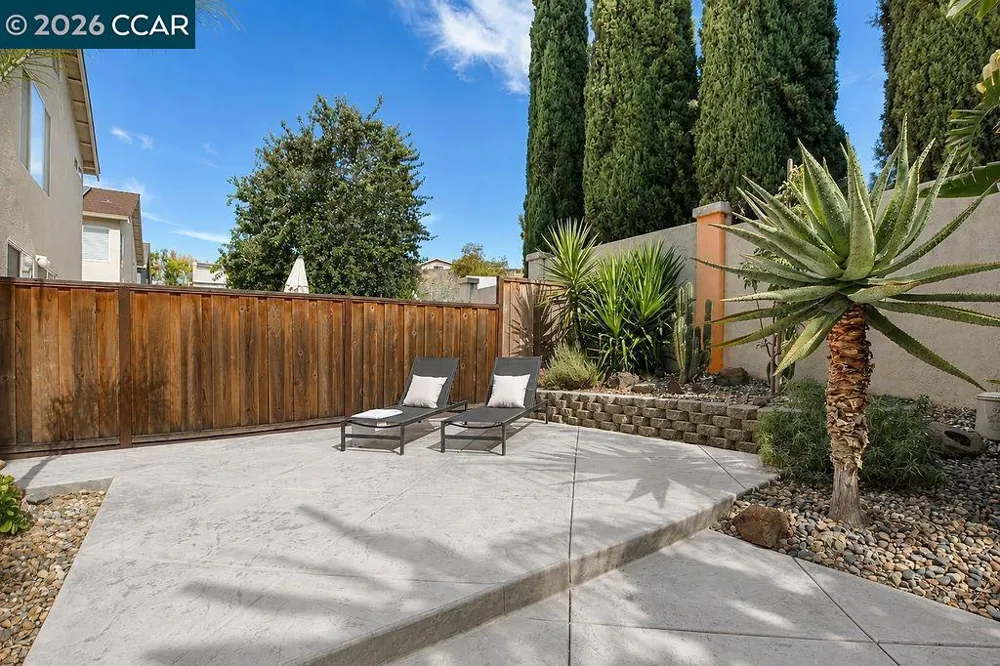 508 Ross Circle Martinez, CA 94553