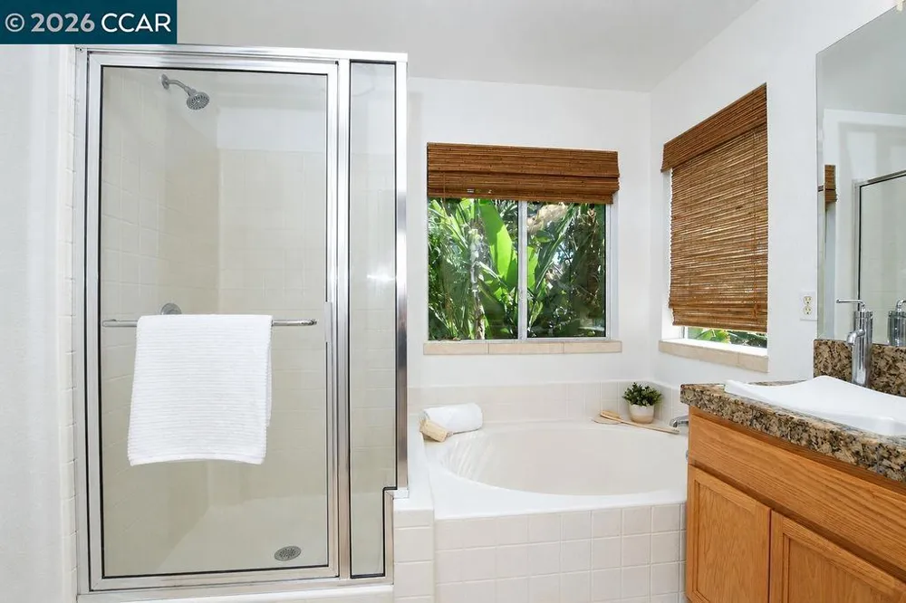 508 Ross Circle Martinez, CA 94553