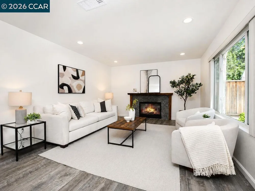 508 Ross Circle Martinez, CA 94553