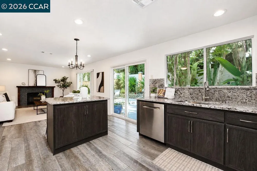 508 Ross Circle Martinez, CA 94553