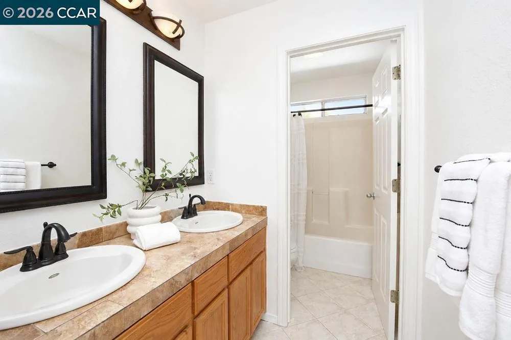 508 Ross Circle Martinez, CA 94553