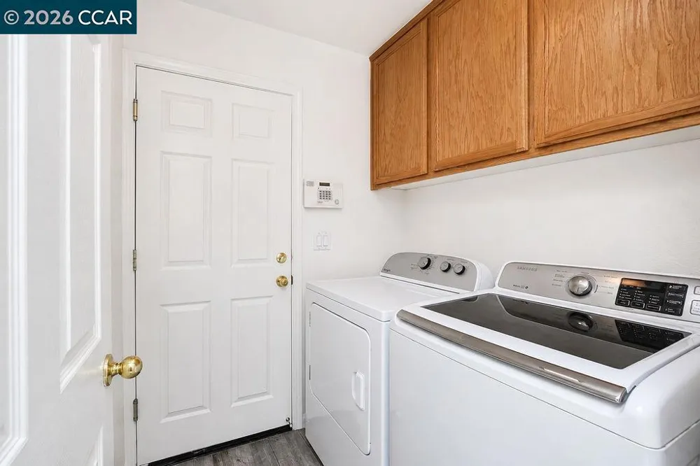 508 Ross Circle Martinez, CA 94553