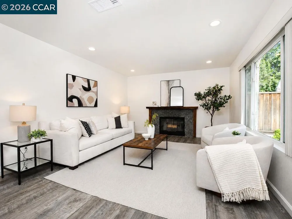 508 Ross Circle Martinez, CA 94553
