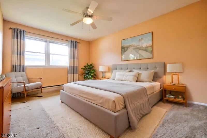 6 PHILLIPS RD Brick, NJ 08724