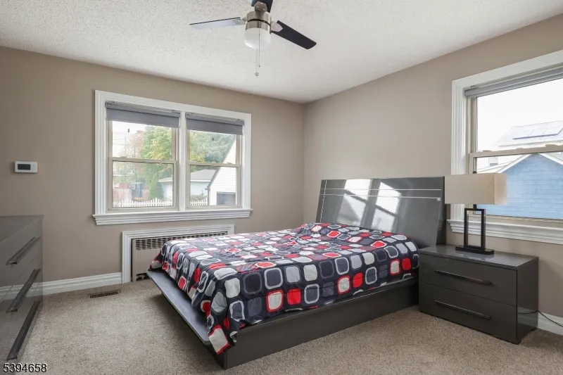 825 Dennis Pl Linden City, NJ 07036