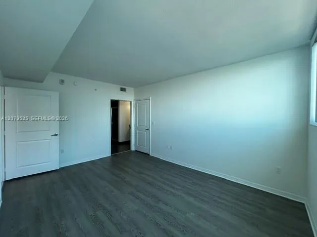 7525 E Treasure Dr #1008 North Bay Village, FL 33141