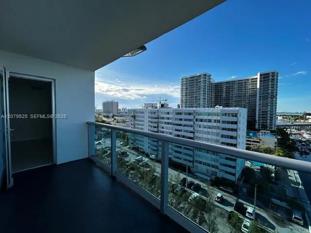 7525 E Treasure Dr #1008 North Bay Village, FL 33141