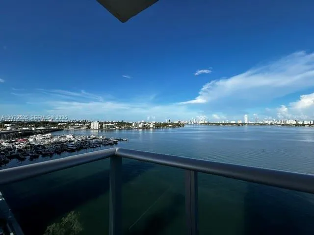 7525 E Treasure Dr #1008 North Bay Village, FL 33141