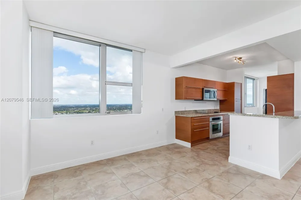2641 Flamingo Rd #2608N Sunrise, FL 33323