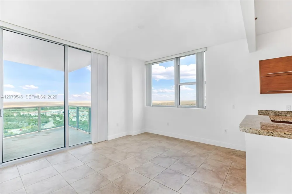 2641 Flamingo Rd #2608N Sunrise, FL 33323