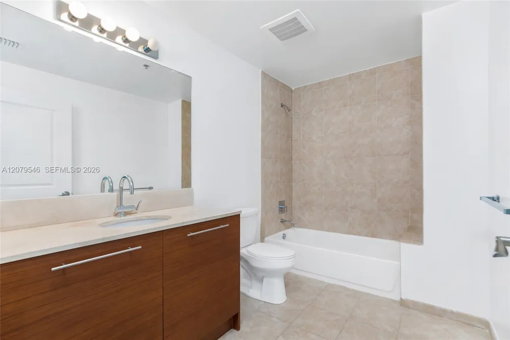 2641 Flamingo Rd #2608N Sunrise, FL 33323