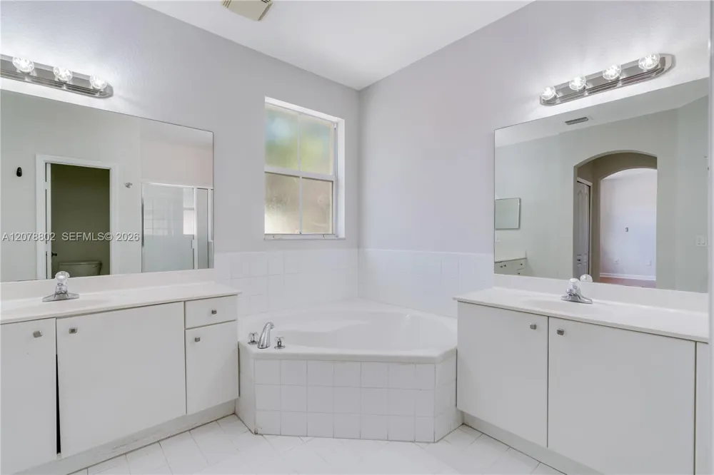 8450 NW 113th Psge Doral, FL 33178
