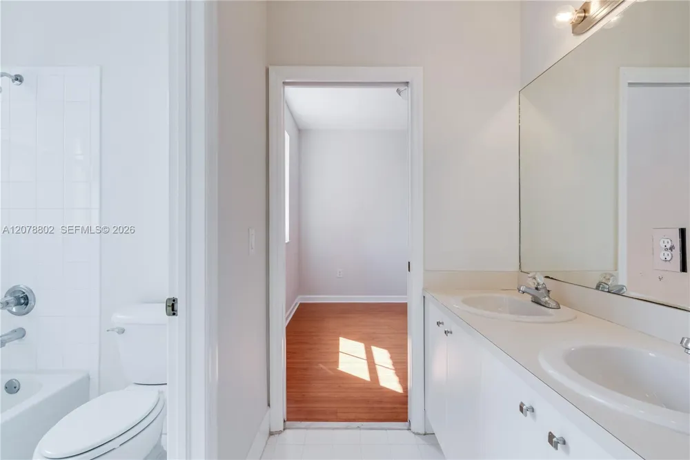 8450 NW 113th Psge Doral, FL 33178