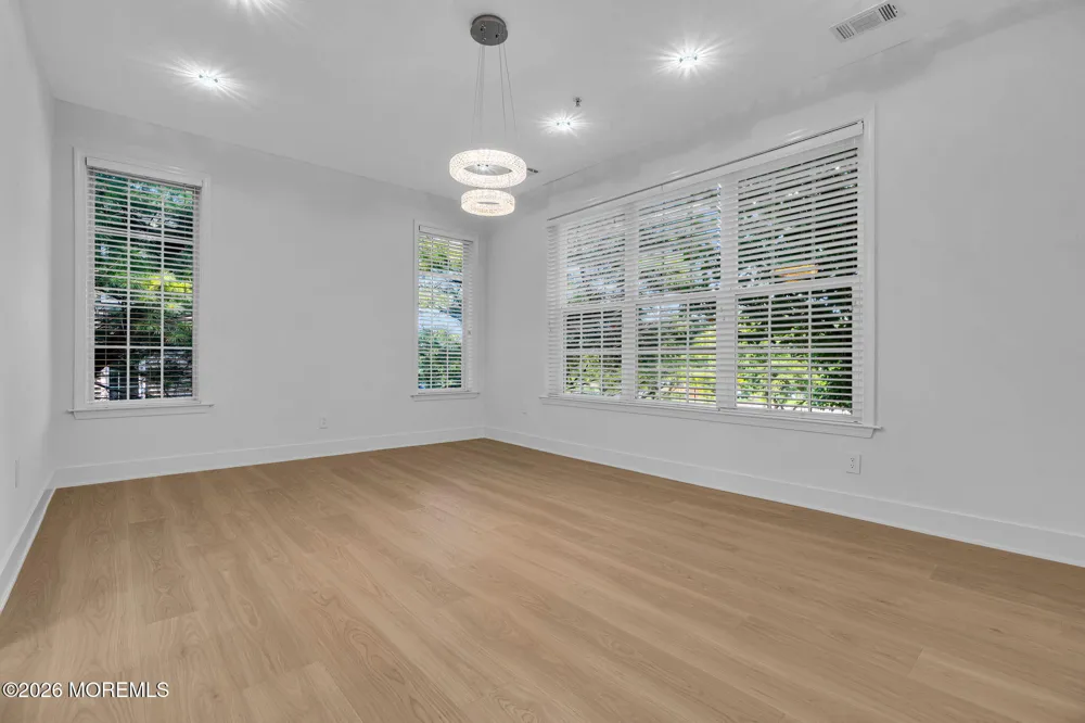 663 Saint Andrews Place Manalapan, NJ 07726
