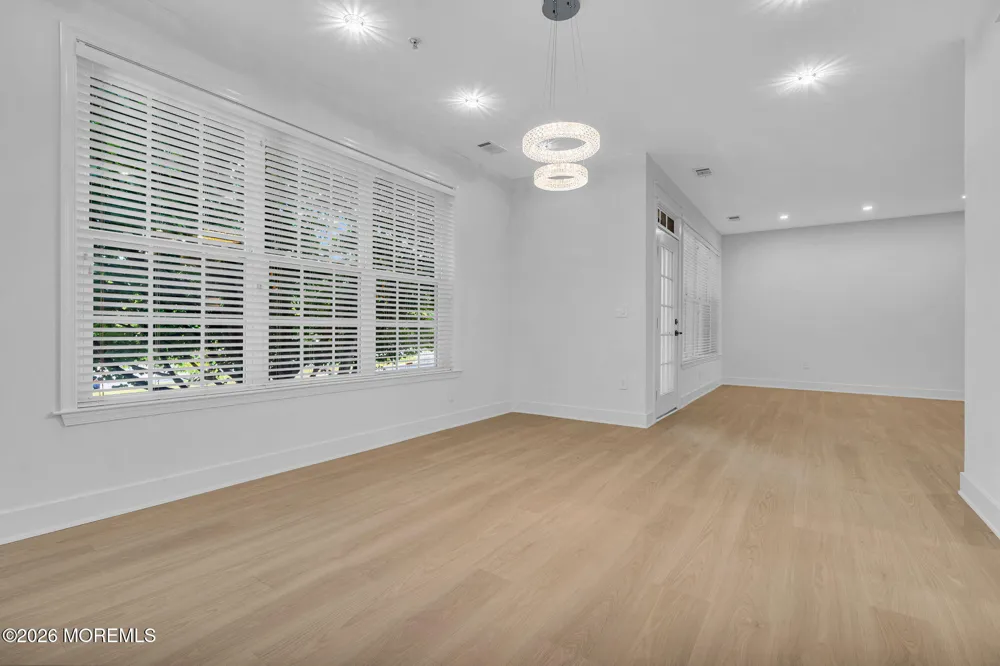 663 Saint Andrews Place Manalapan, NJ 07726