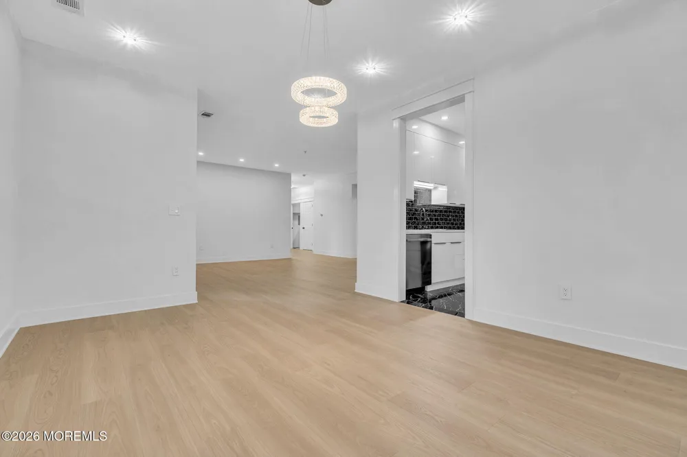 663 Saint Andrews Place Manalapan, NJ 07726