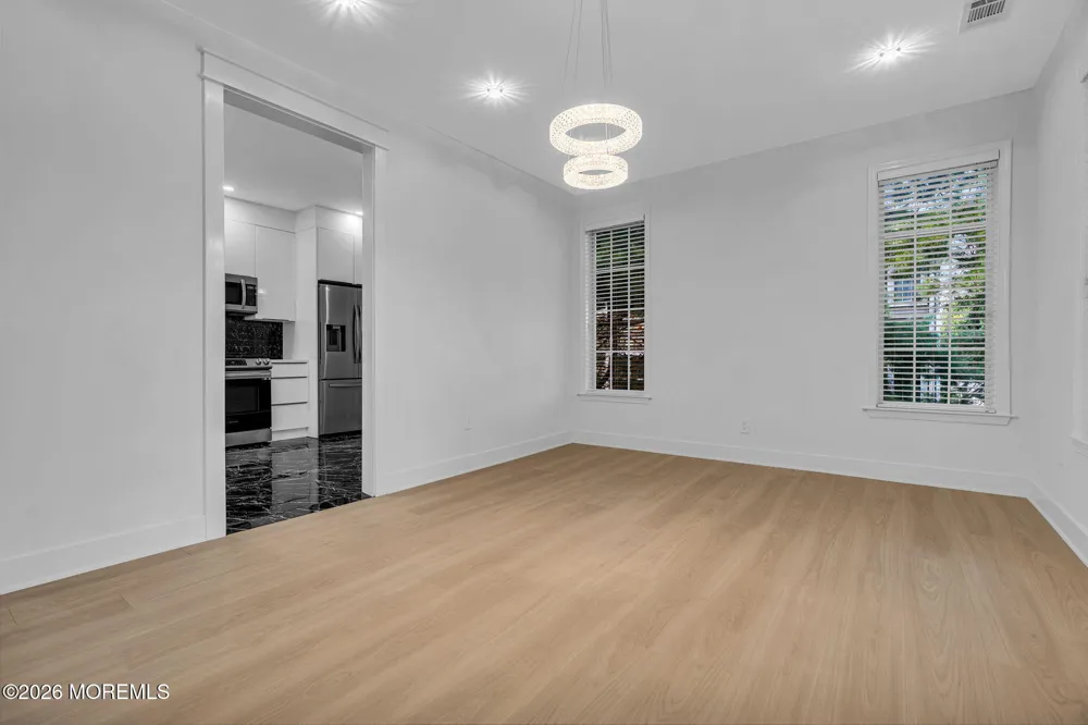663 Saint Andrews Place Manalapan, NJ 07726