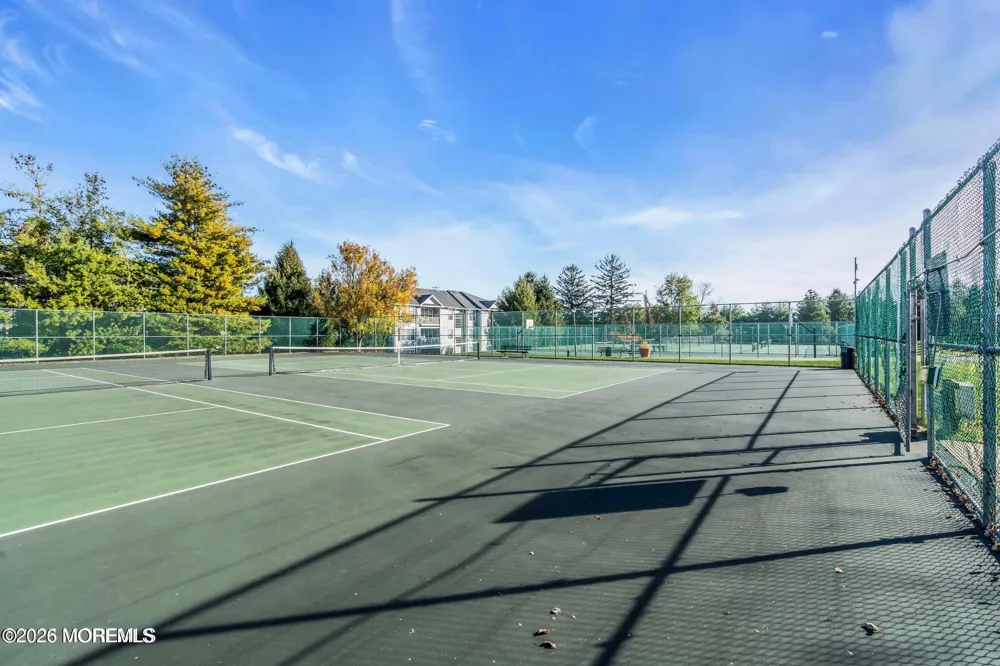 663 Saint Andrews Place Manalapan, NJ 07726