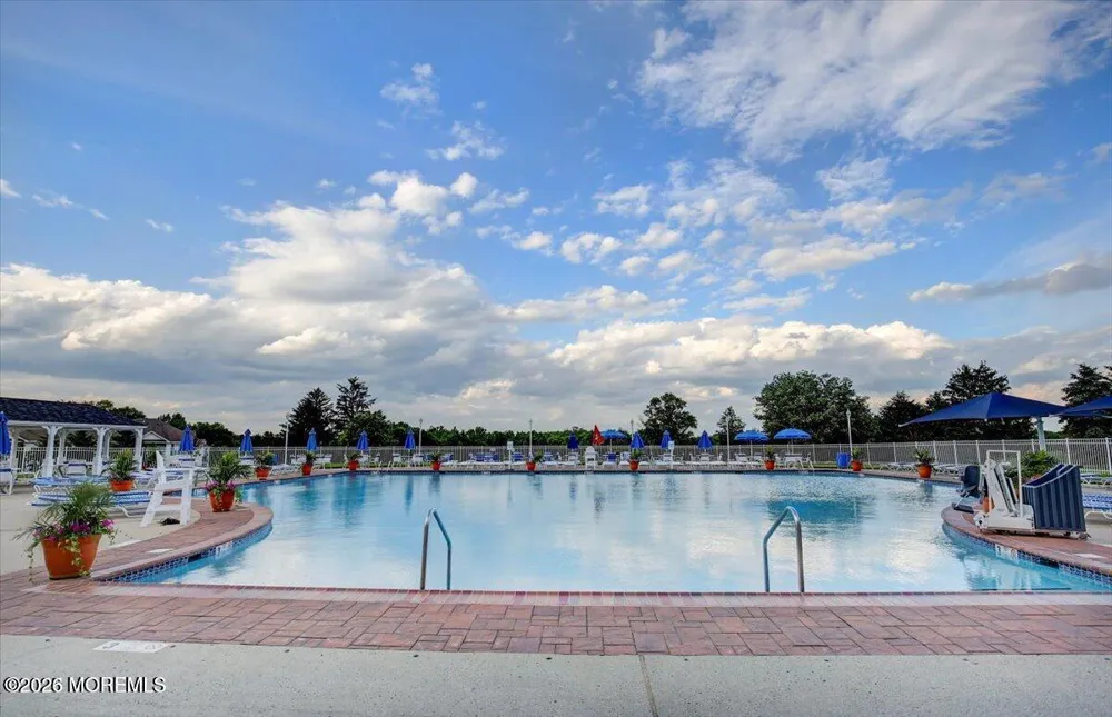 663 Saint Andrews Place Manalapan, NJ 07726