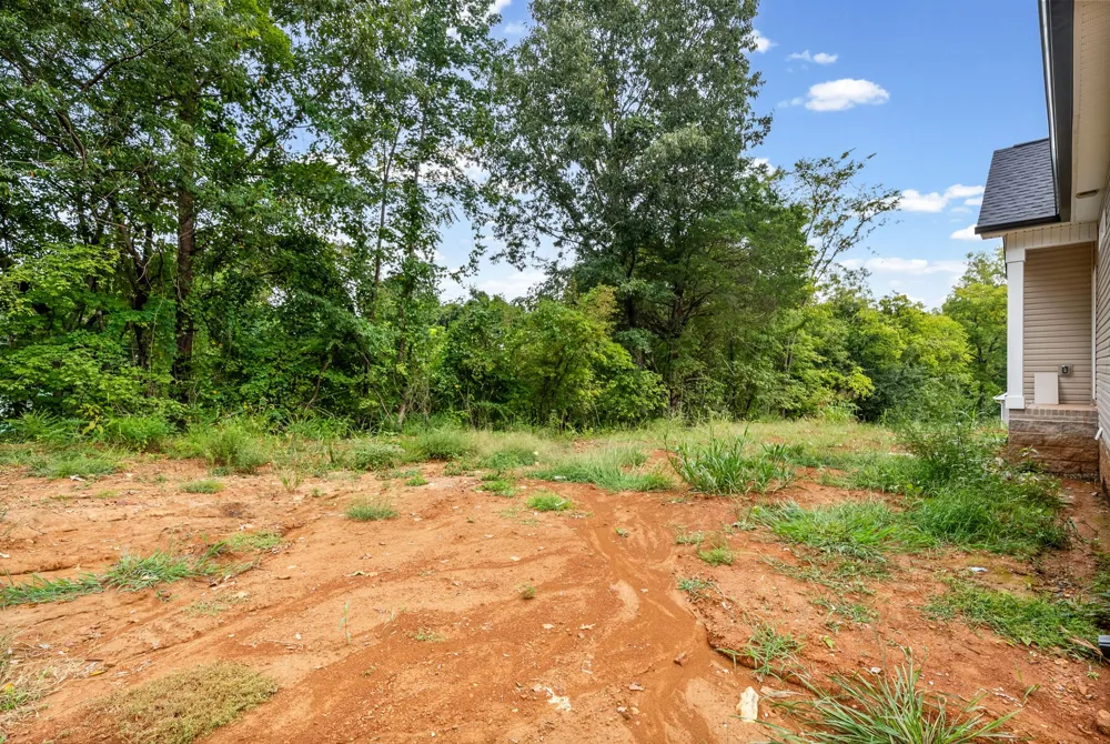 202 Wallace St Cumberland City, TN 37050