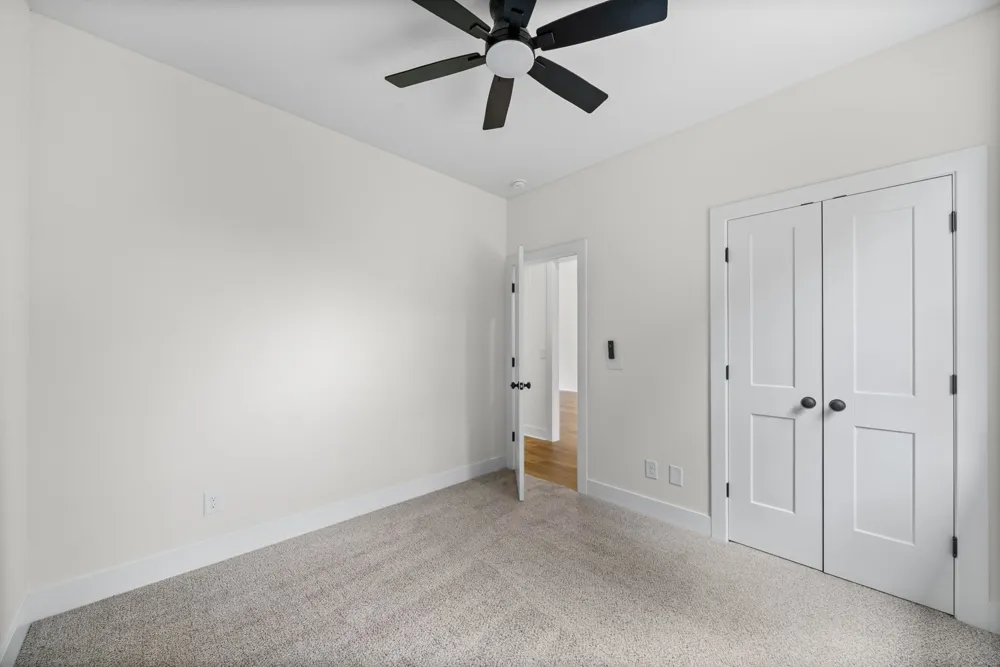 202 Wallace St Cumberland City, TN 37050