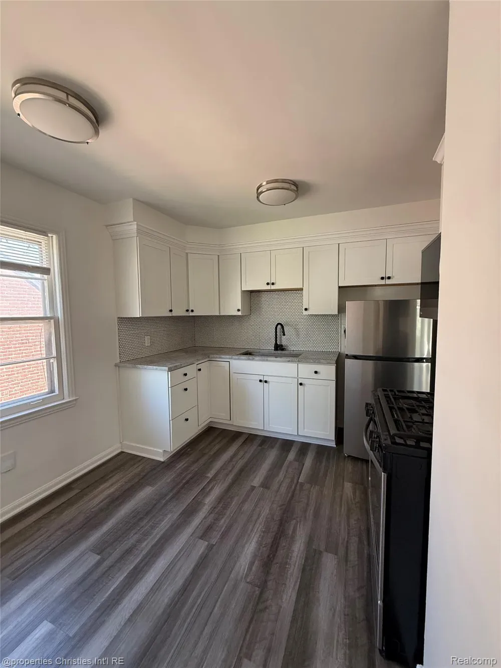 311 S Pleasant Street Royal Oak City, MI 48067