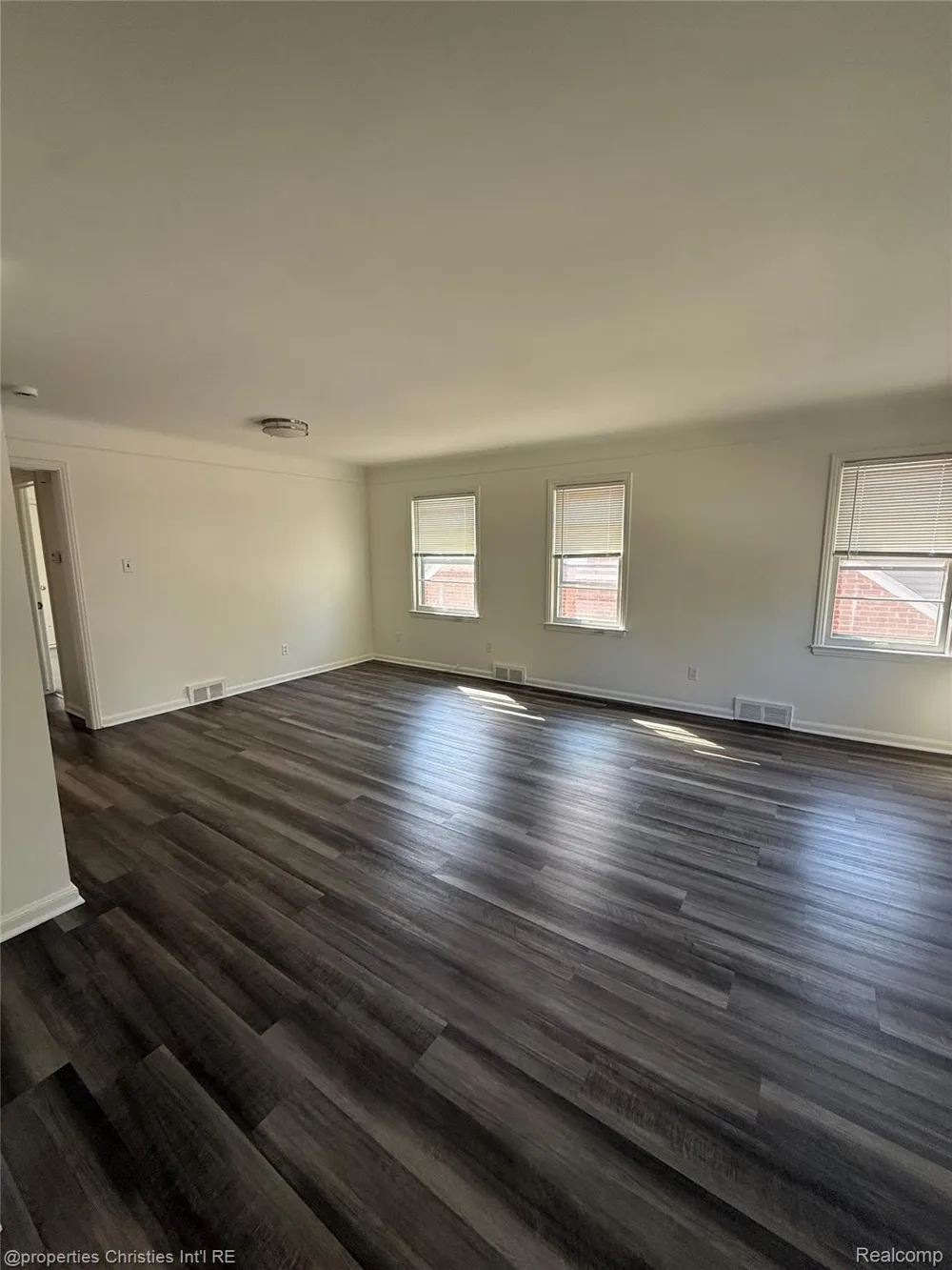 311 S Pleasant Street Royal Oak City, MI 48067
