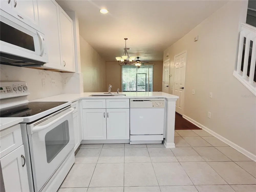 5308 HAWKSTONE DR Sanford, FL 32771