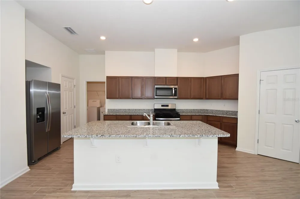 32 WINDSOR TERRACE Palm Coast, FL 32164