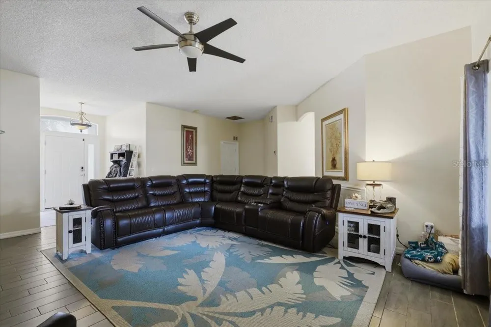 6 BIRDSEYE PLACE Palm Coast, FL 32137