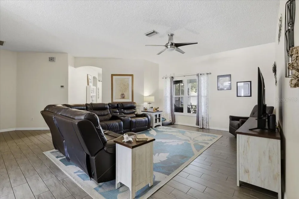 6 BIRDSEYE PLACE Palm Coast, FL 32137