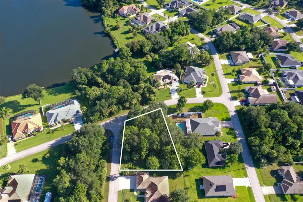 22 LUCAS LANE Palm Coast, FL 32137