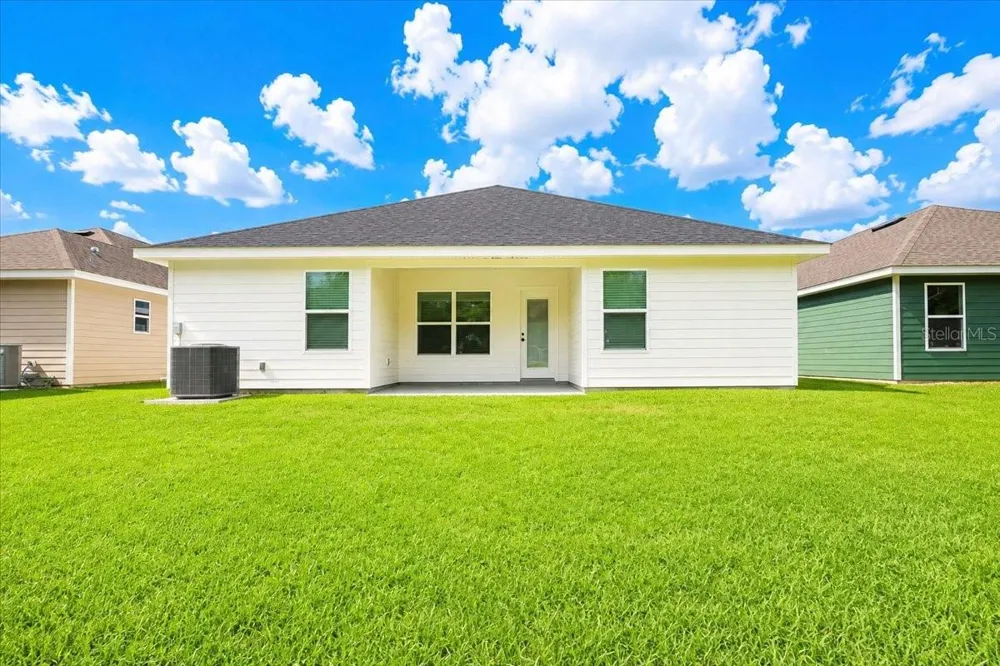 2561 SW 250TH DRIVE Newberry, FL 32669